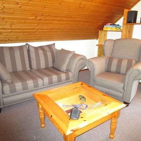 Ferienwohnungen Am Wald Lieser Exterior foto